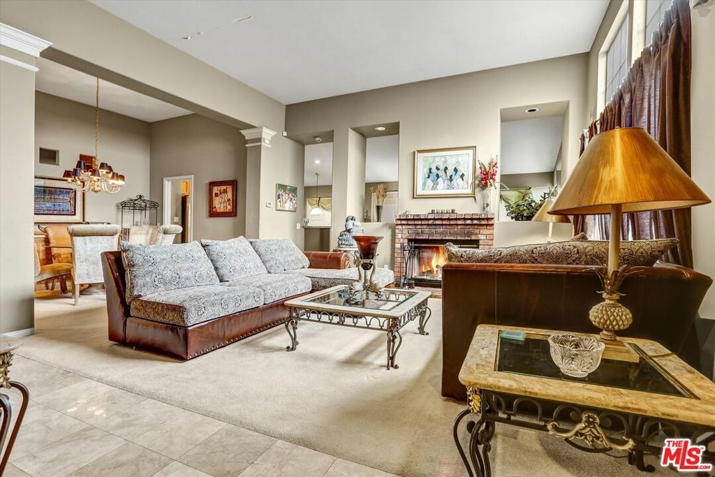 Property Photo: 2361 Rutland Place CA 91362