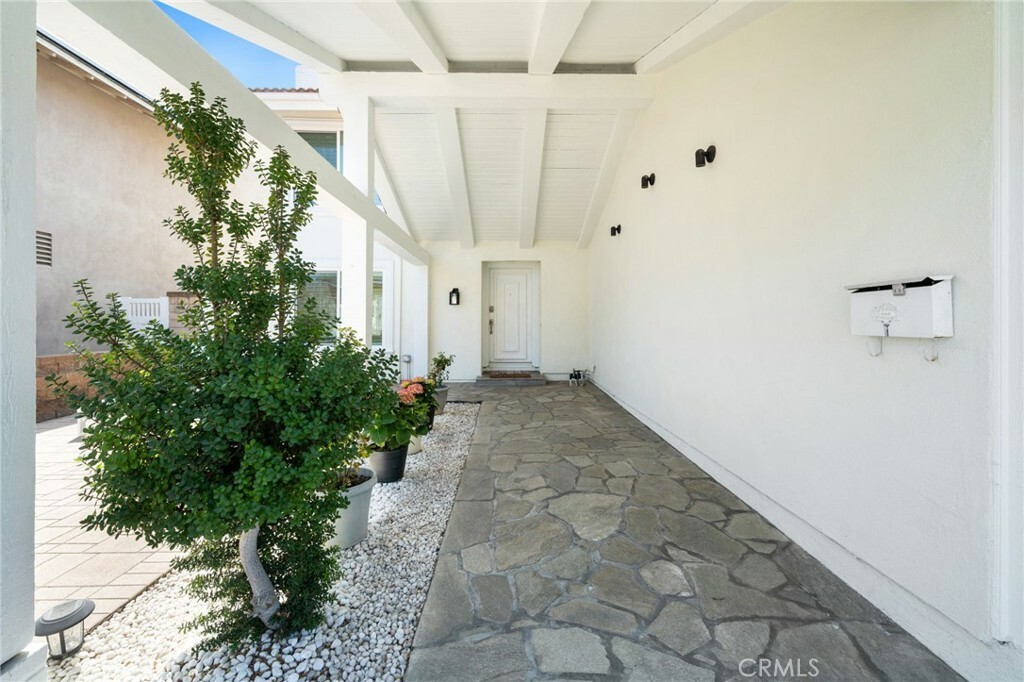 Property Photo: 10900 San Leon Avenue CA 92708