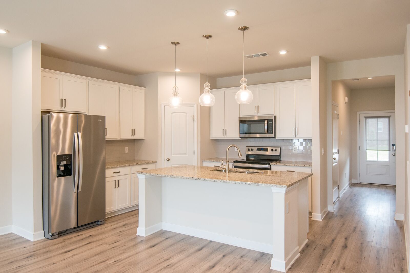 Property Photo:  555 Becks Pl  TN 37066 