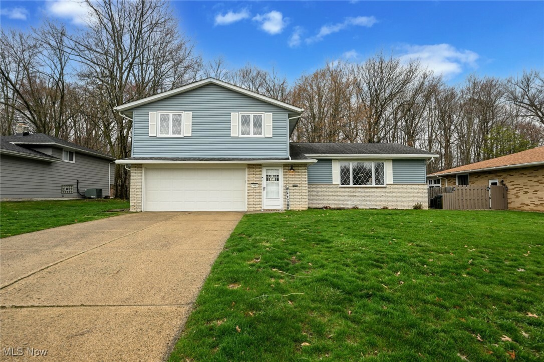 14881 Indian Creek Drive  Middleburg Heights OH 44130 photo