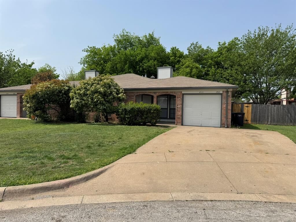 Property Photo:  4513 Mizzenmast Court  TX 76135 
