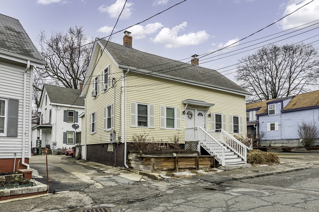 Property Photo:  9-11 Dover  MA 01830 