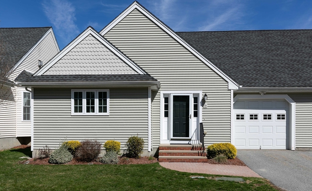 13 Enaya Circle 38  Worcester MA 01606 photo