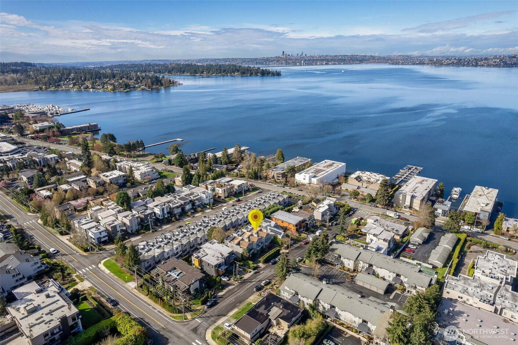 Property Photo: 10131 NE 64th Street C WA 98033