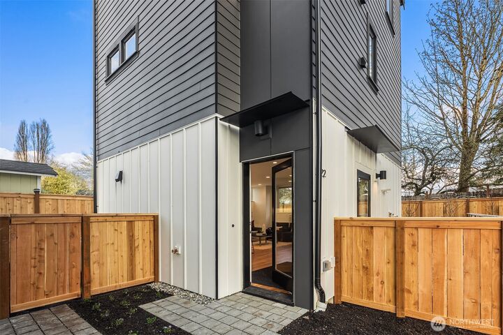 Property Photo:  7122  44th Avenue S  WA 98118 