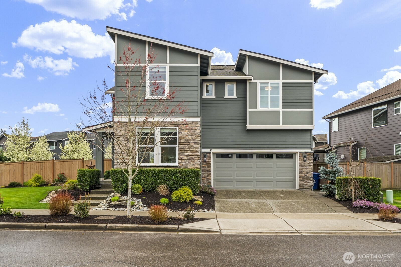 Property Photo: 775 NE 4th Street WA 98045