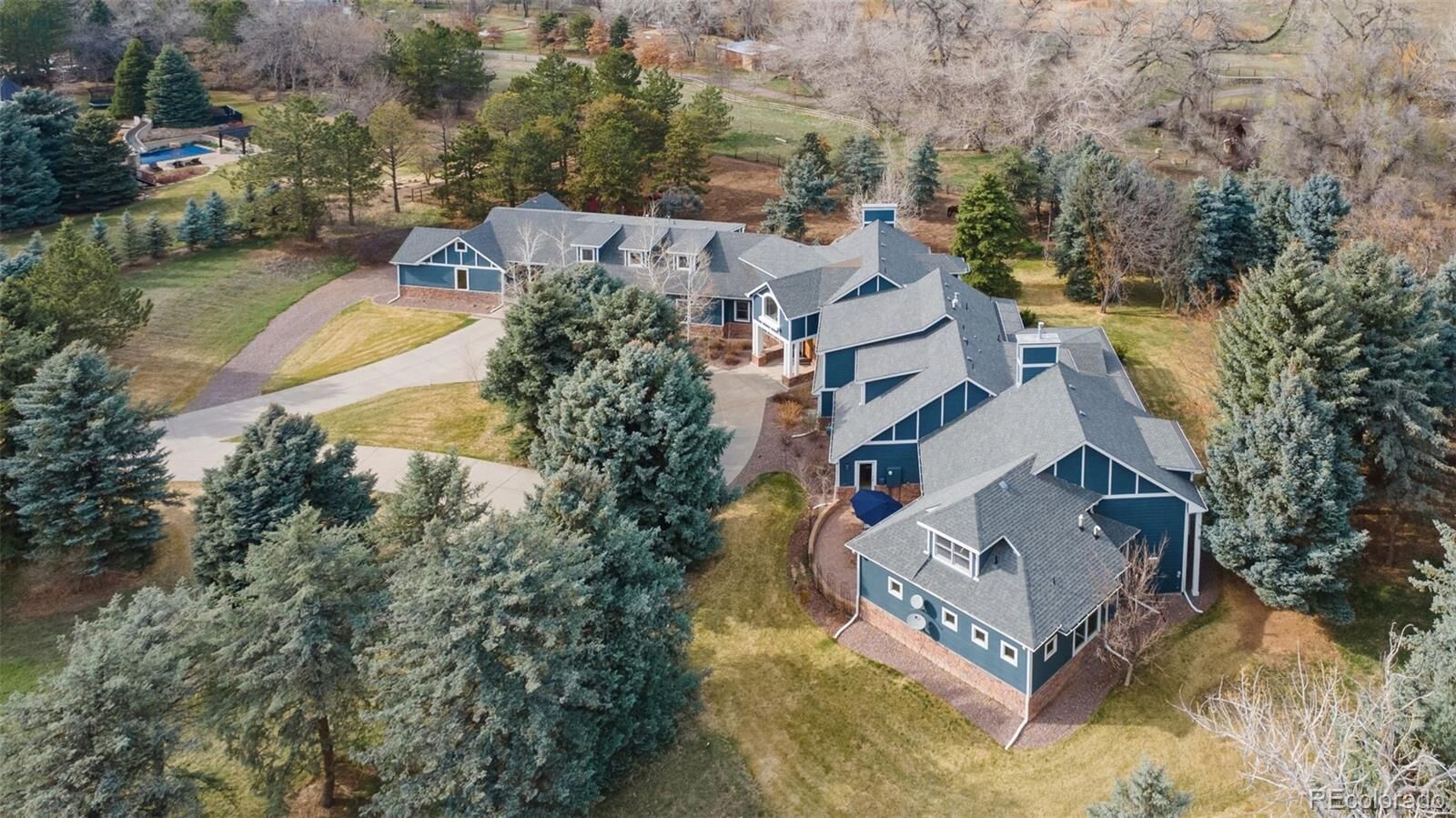 Property Photo: 2627 E Willamette Lane CO 80121