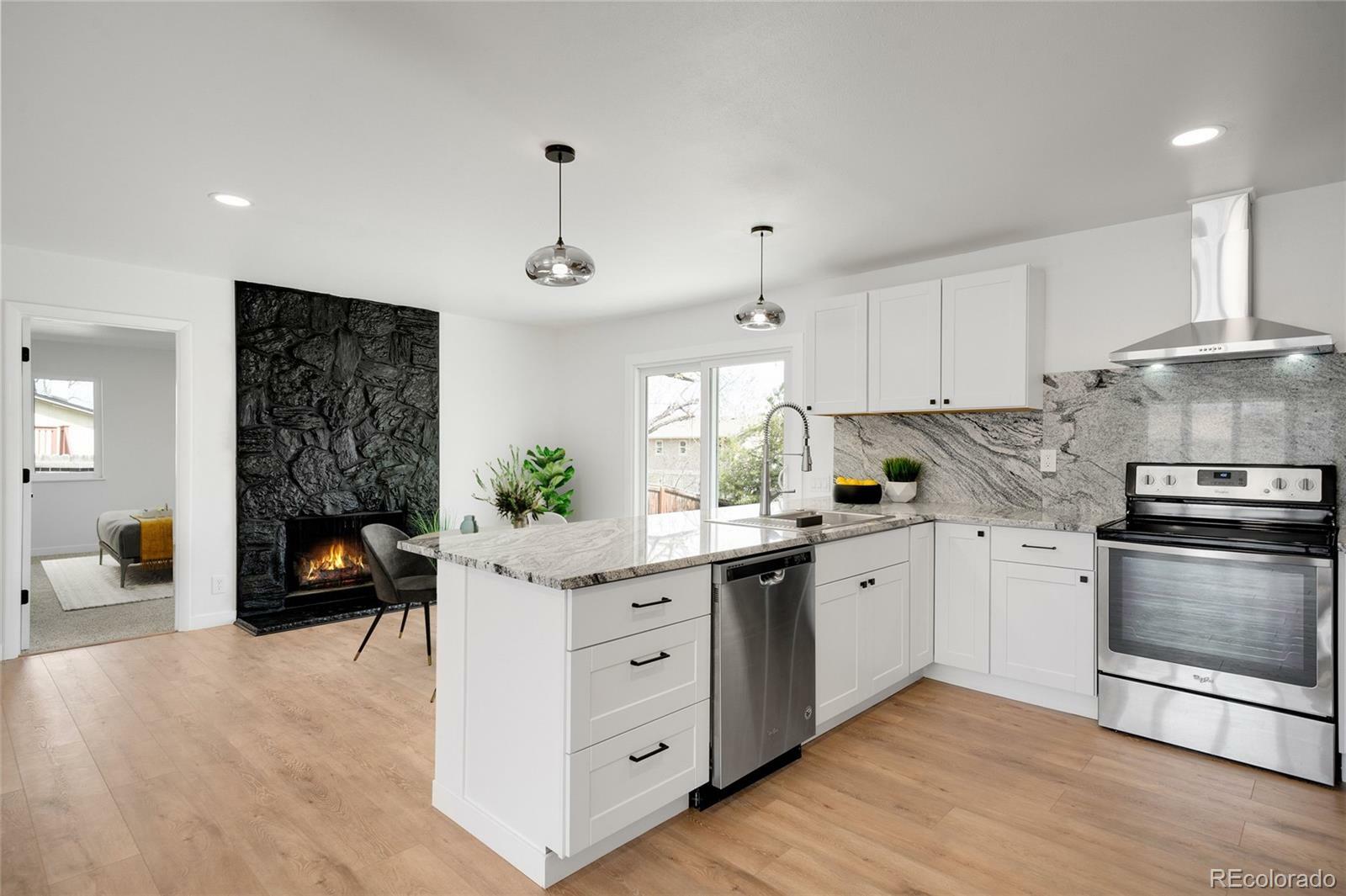 Property Photo: 558 S Field Court CO 80226