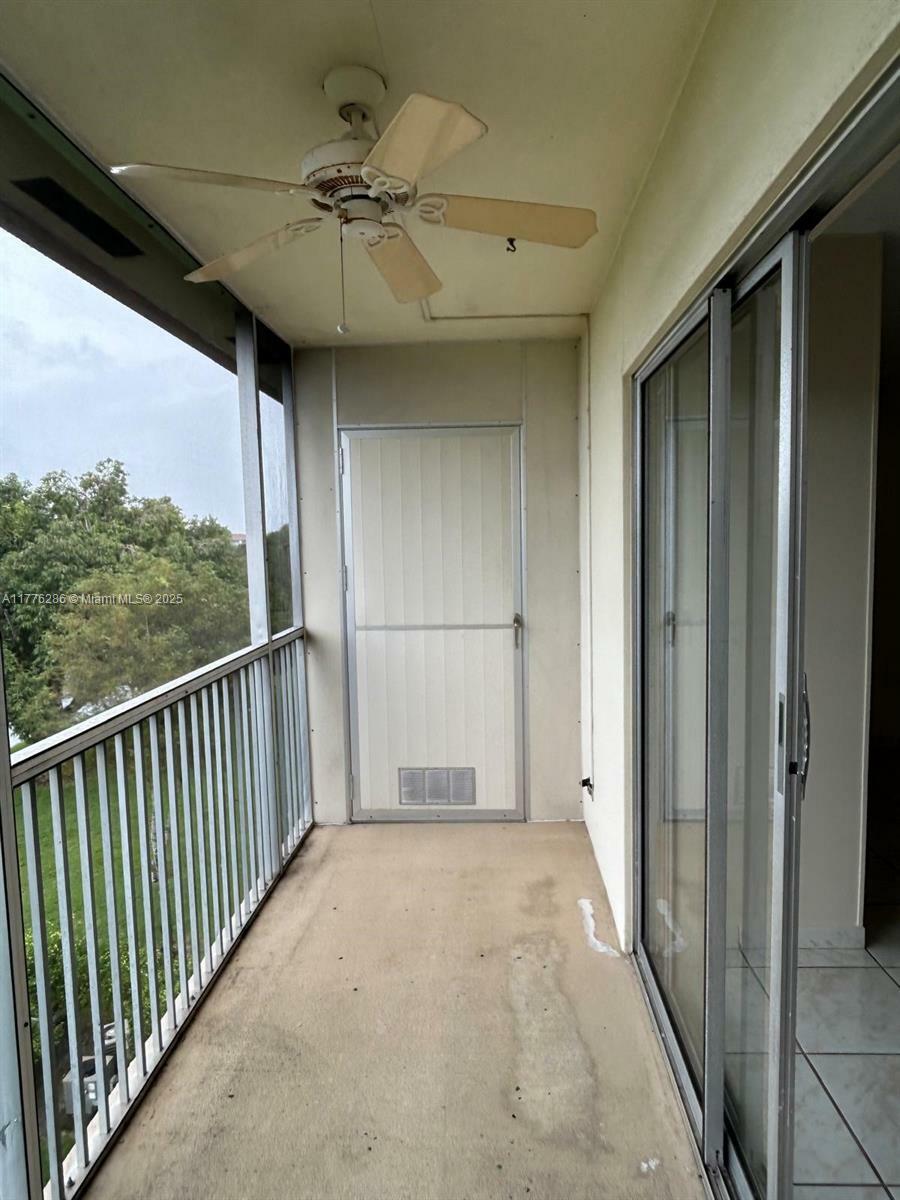 Property Photo: 850 SW 133rd Ter 416B FL 33027