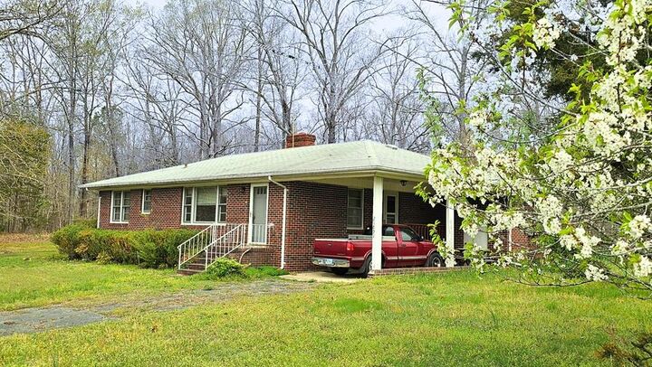 21891 Highway 49  Skipwith VA 23968 photo