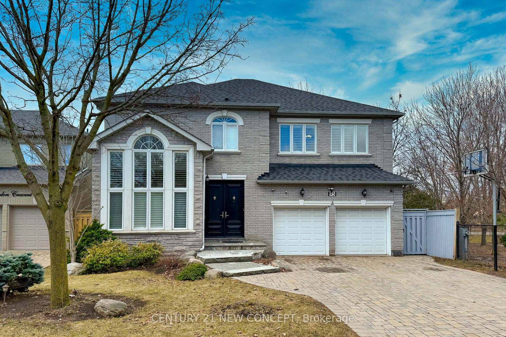 95 Loudon Crescent  Vaughan ON L4J 8N4 photo