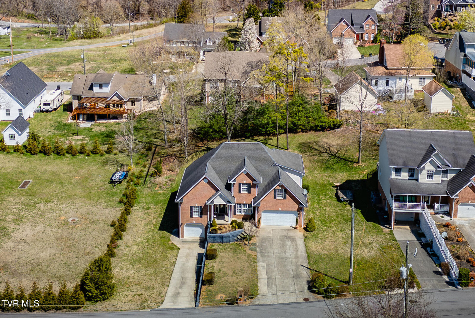 Property Photo: 3909 Leaf Point TN 37663