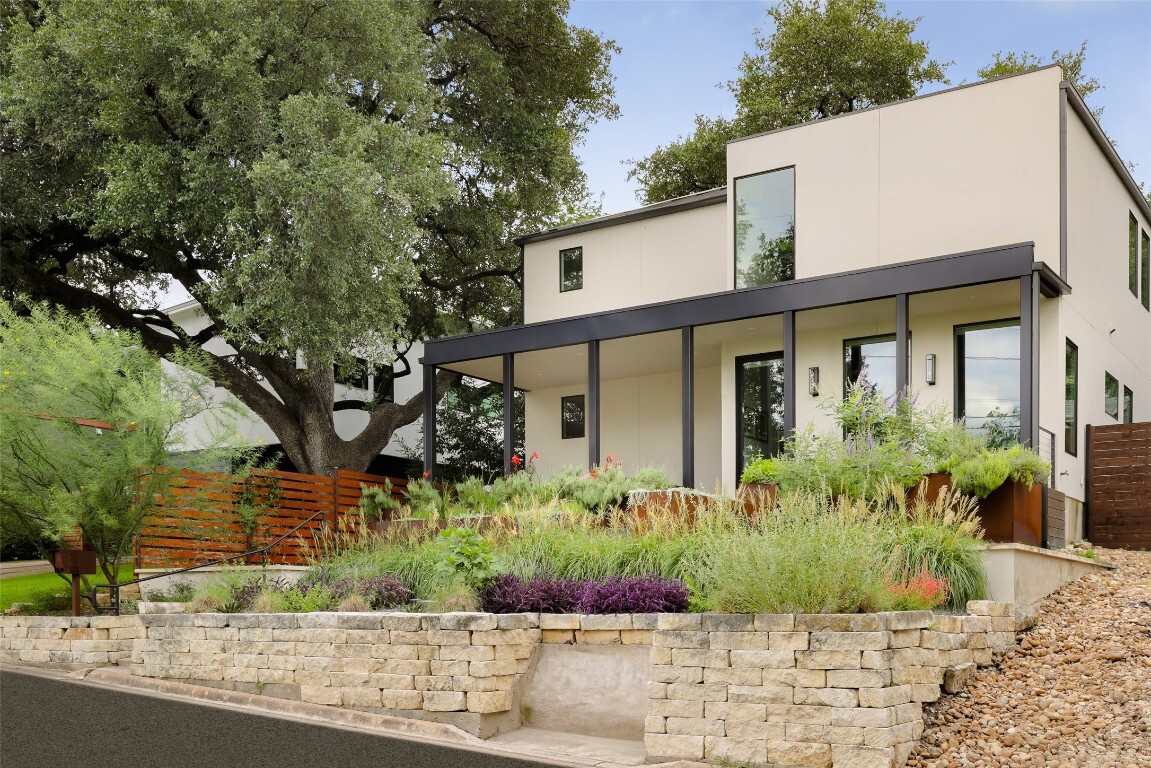 Property Photo: 1105 W Monroe Street TX 78704