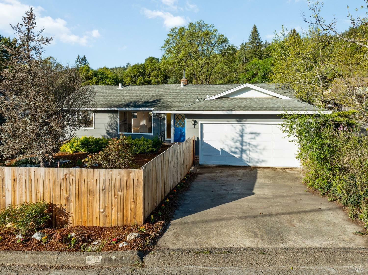 549 Hillside Drive  Cloverdale CA 95425 photo