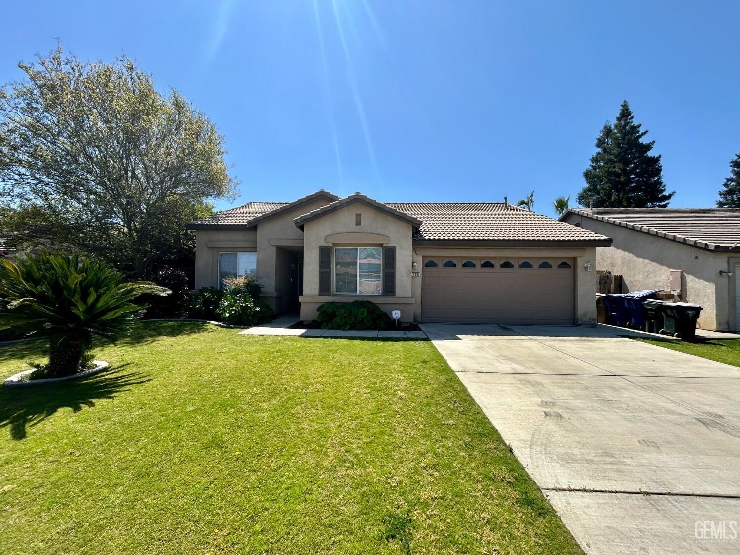 Property Photo:  10207 Starlight Peak Drive  CA 93311 