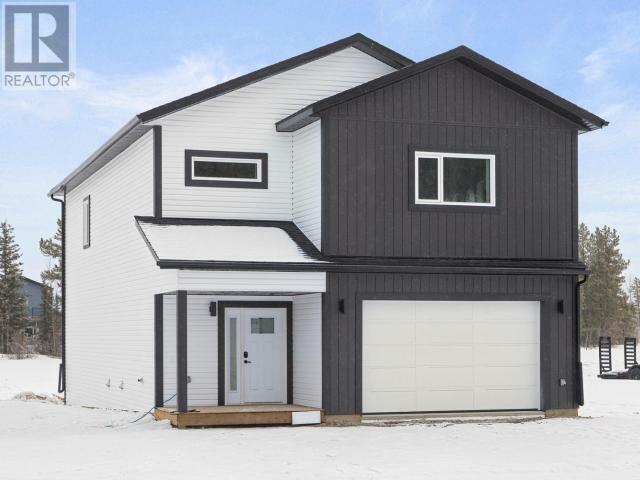 Property Photo:  243 Leota Street  YT Y1A 0S8 