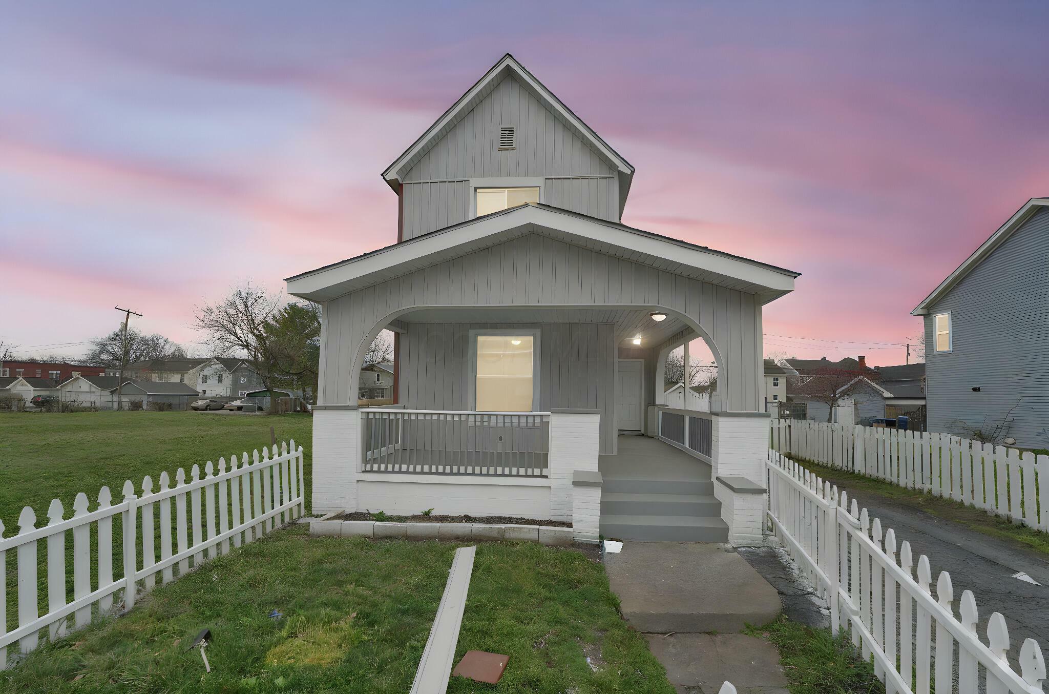 55 S Yale Avenue  Columbus OH 43222 photo