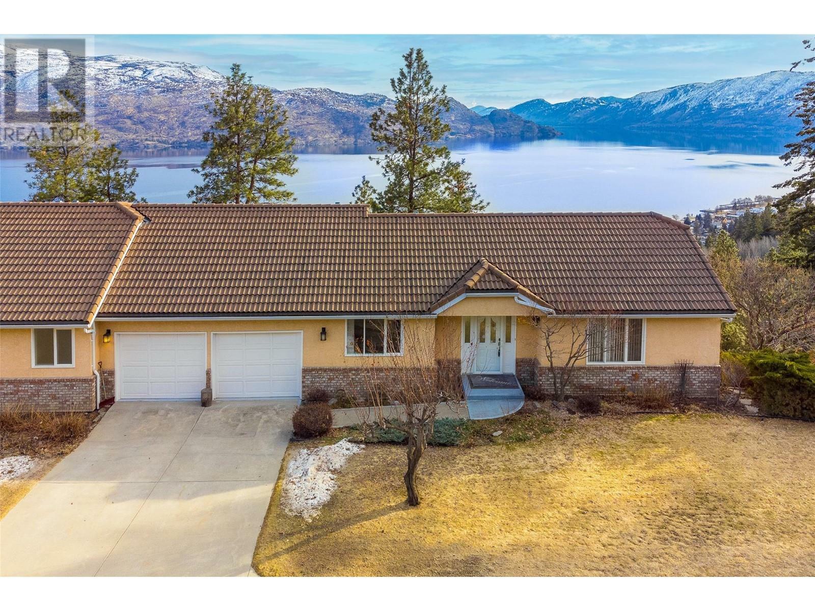 Property Photo: 4486 Ponderosa Drive 34 BC V0H 1X5