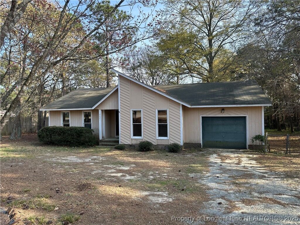 Property Photo:  2621 Mellwood Drive  NC 28306 