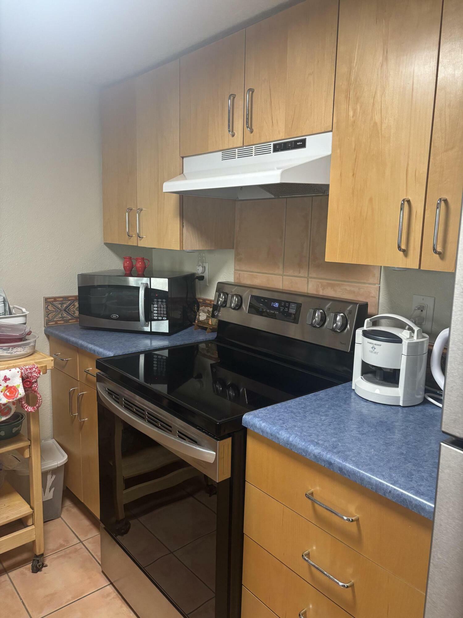 Property Photo: 13210 Candelaria Road NE NM 87112