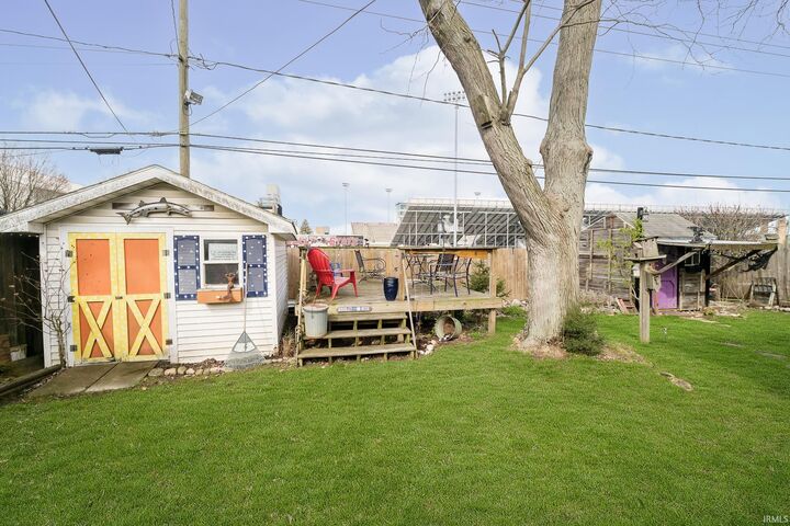 Property Photo: 2701 N Richmond Drive IN 47304-6411