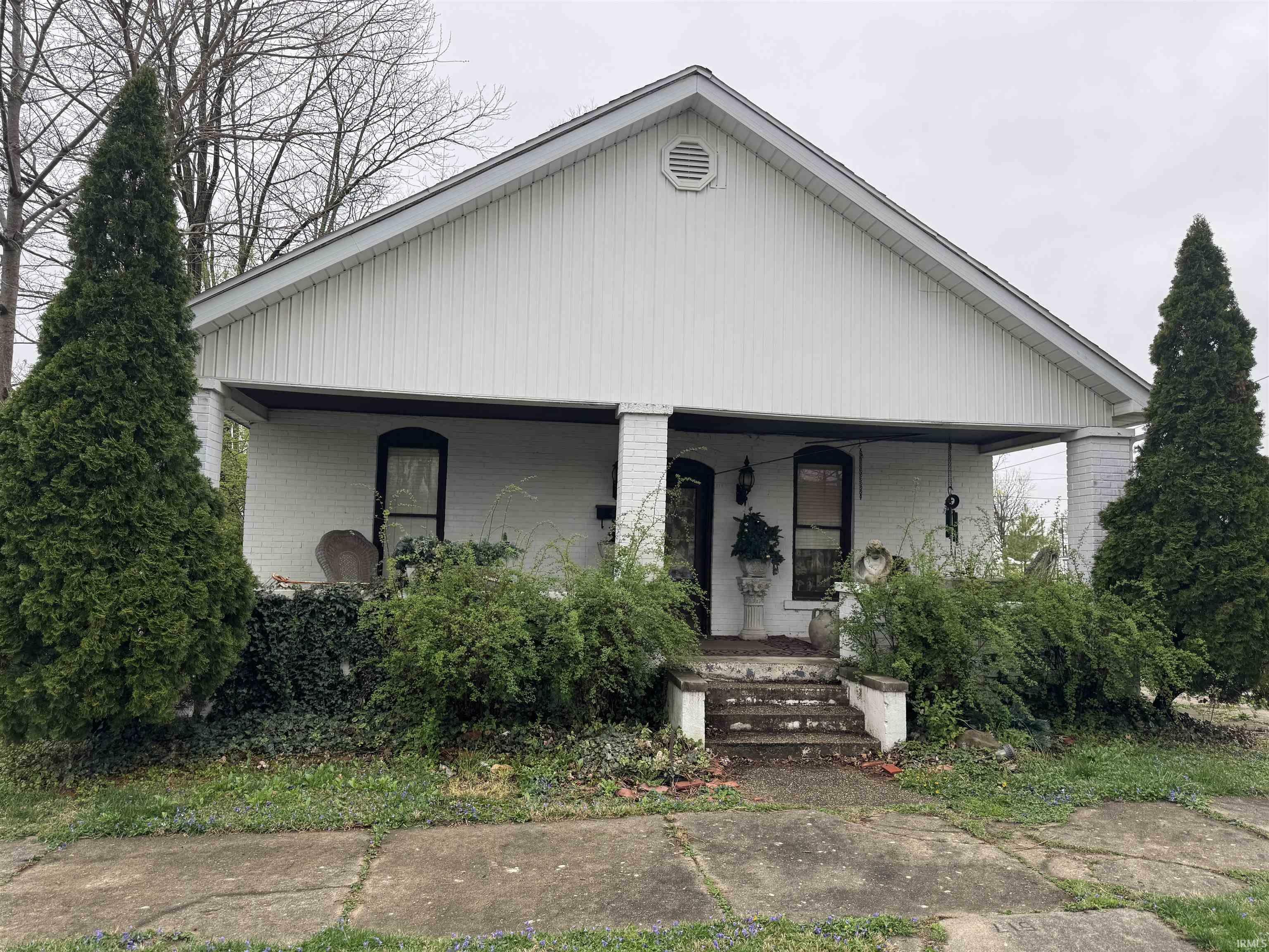 Property Photo: 517 N Gibson Street IN 47670-1723