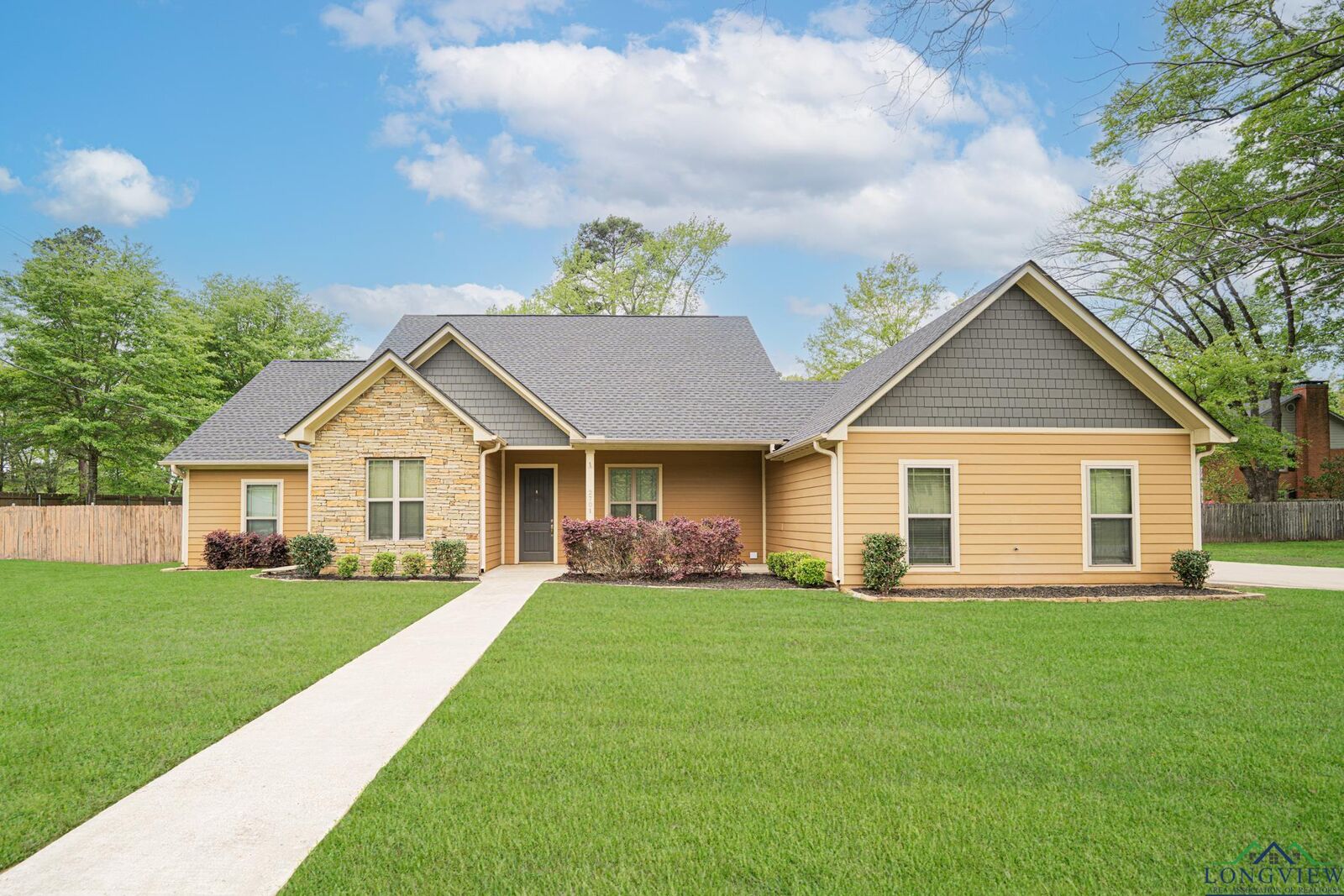 Property Photo:  2701 Rosborough Springs Rd  TX 75672 
