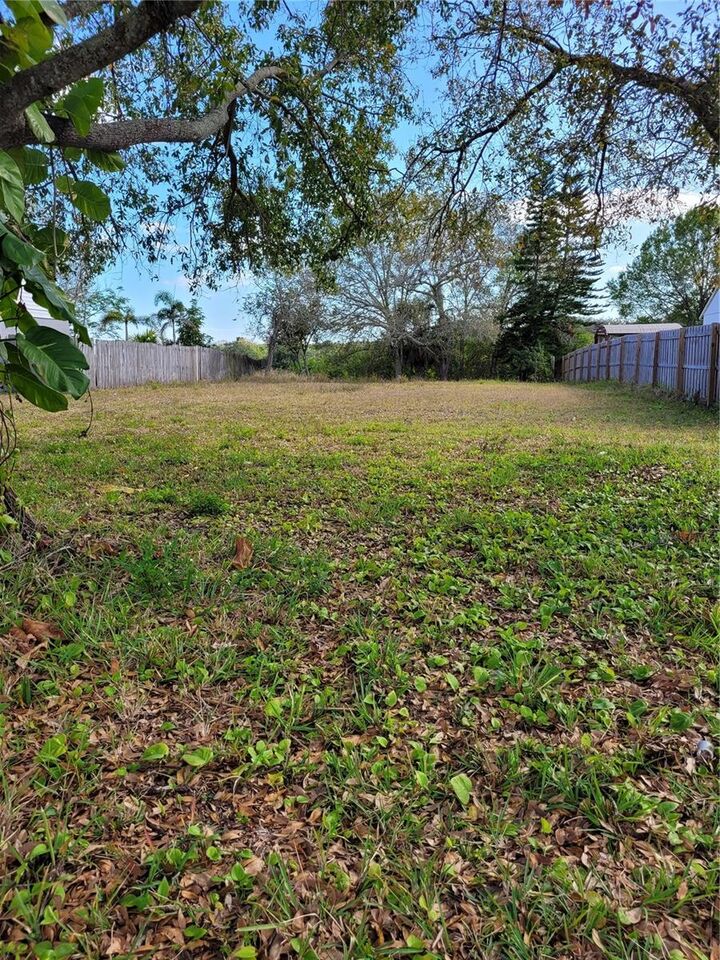 Property Photo: 1907 Cutty Bay Court FL 34677