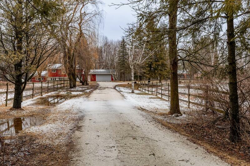 Property Photo: 5926 Clover Rd WI 54220