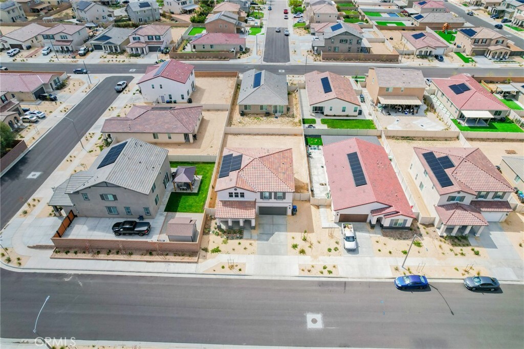Property Photo: 43869 Hampton Street CA 93536