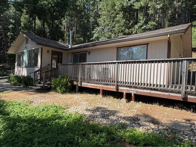 Property Photo: 6261 Ridgeway Drive CA 95726