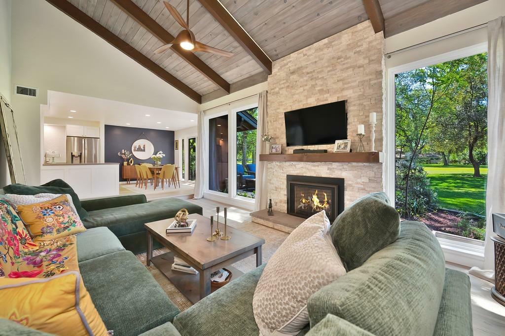 Property Photo: 44705 Garden Court CA 95618