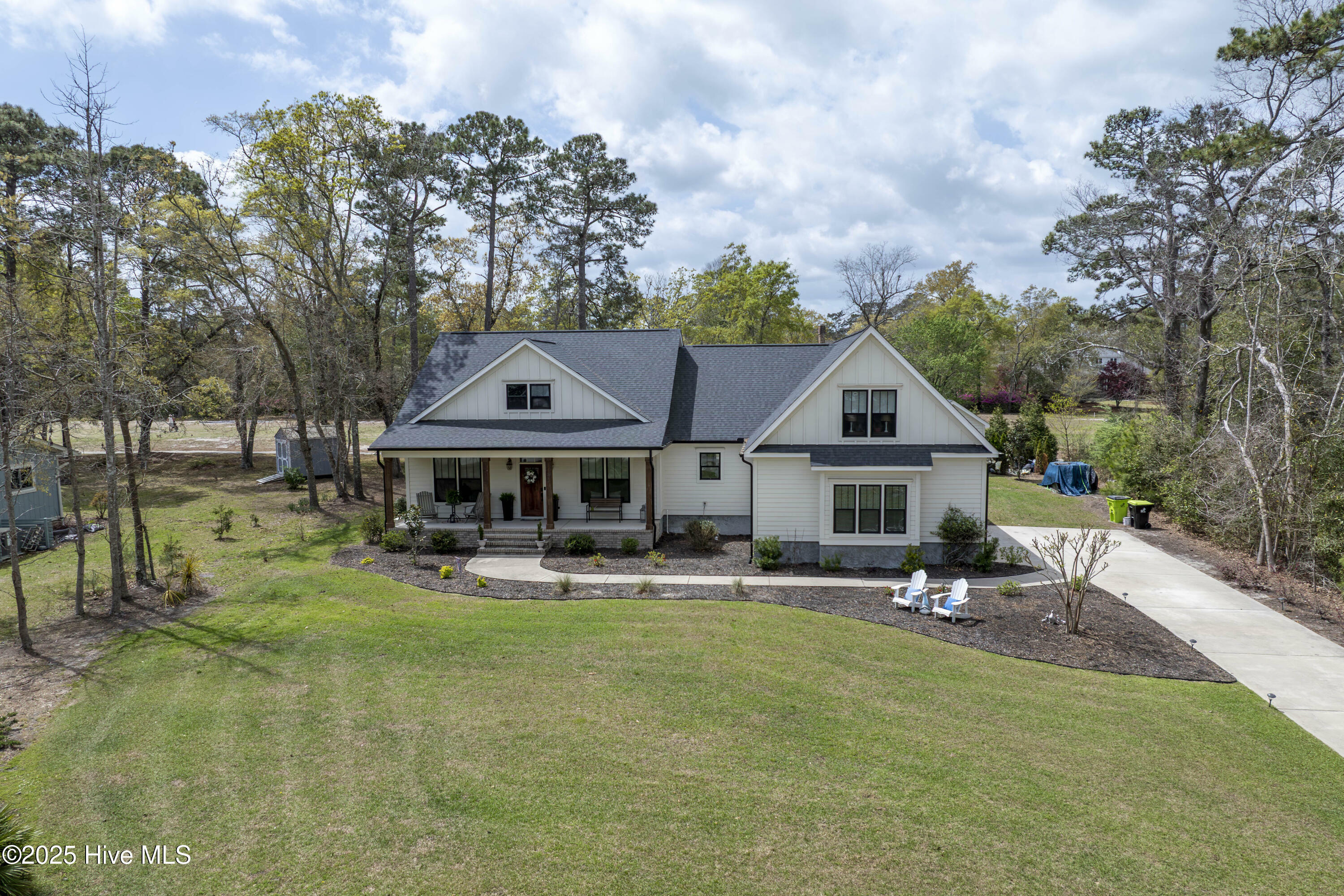 Property Photo:  658 Saw Grass Road  NC 28443 