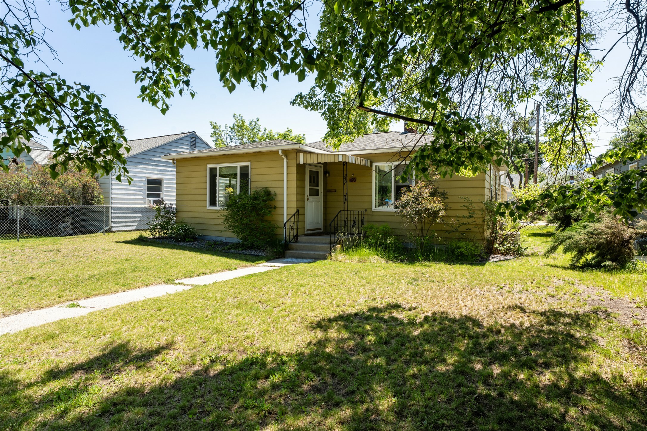 Property Photo: 620 Stephens Avenue MT 59801