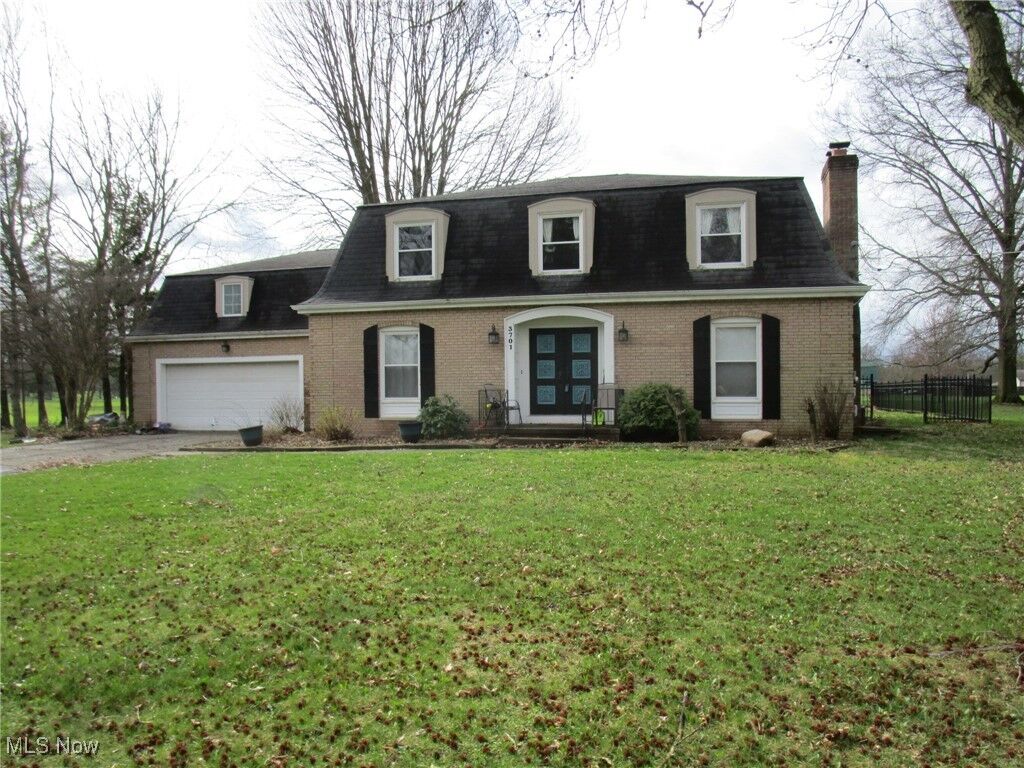 Property Photo: 3701 Villa Marie Road OH 44436