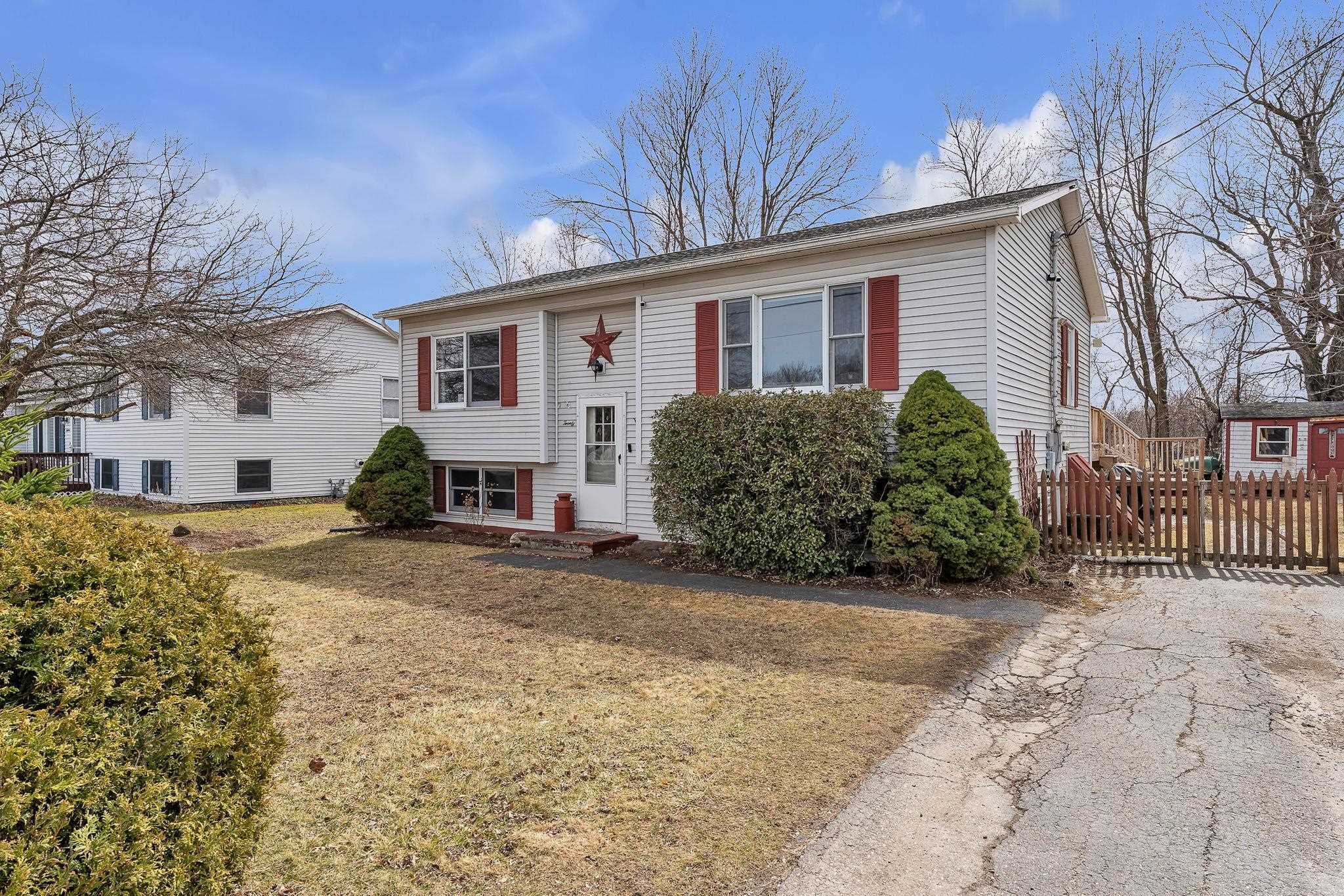 Property Photo: 20 Guyette Circle VT 05478