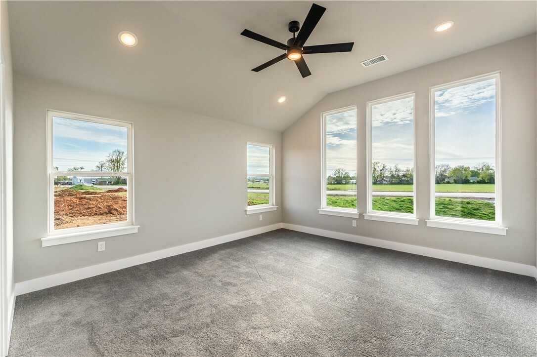 Property Photo: 1016 Marquis Avenue AR 72745