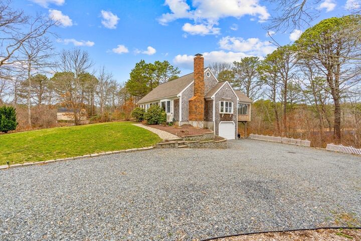 Property Photo:  40 Braddock Circle  MA 02641 
