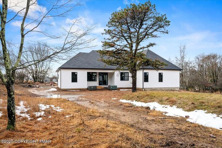 Property Photo:  14 Denise Court  PA 18210 