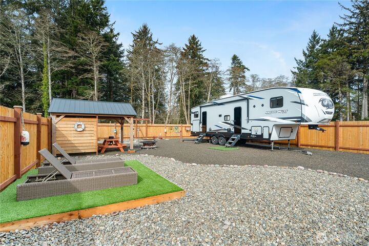 Property Photo: 1315 S Melbourne Court WA 98595