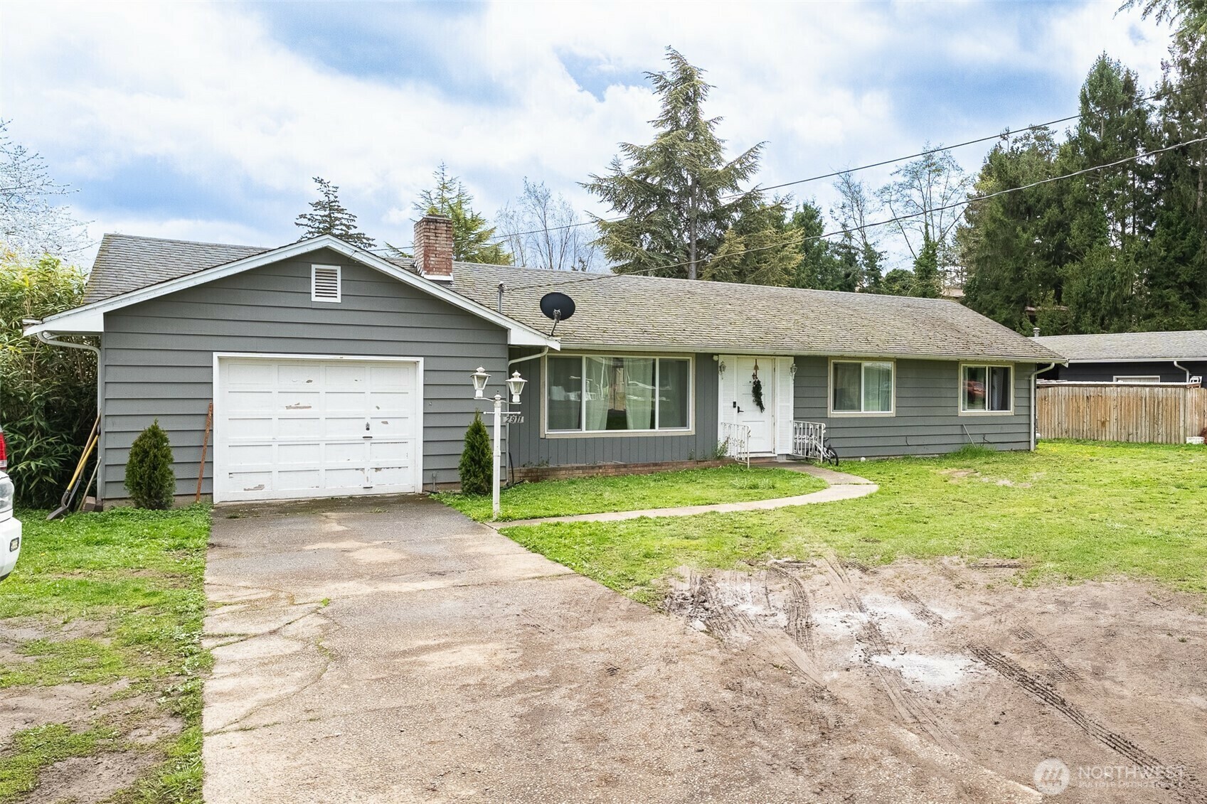 2911  Alderwood Avenue  Bellingham WA 98225 photo