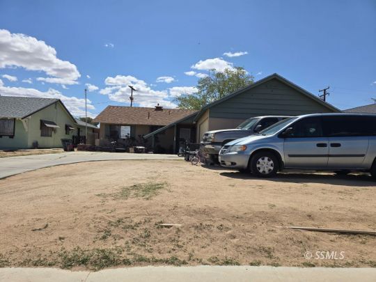 329 E Church Ave  Ridgecrest CA 93555 photo