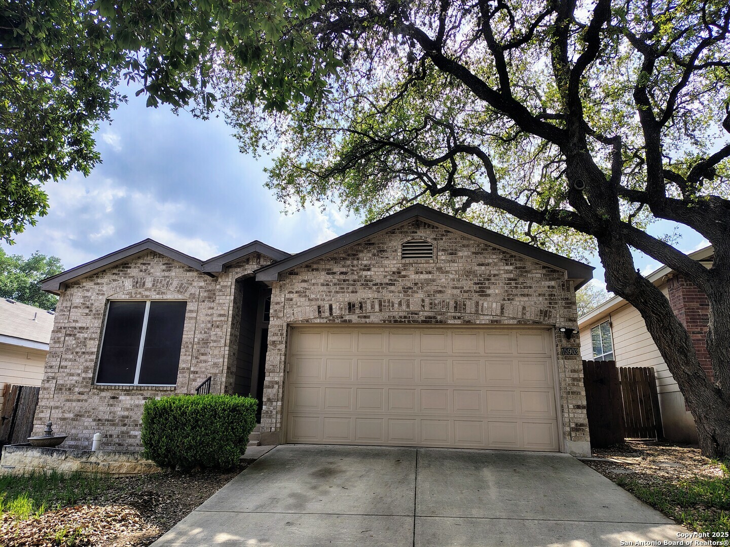 Property Photo: 15903 Drexel Run TX 78247