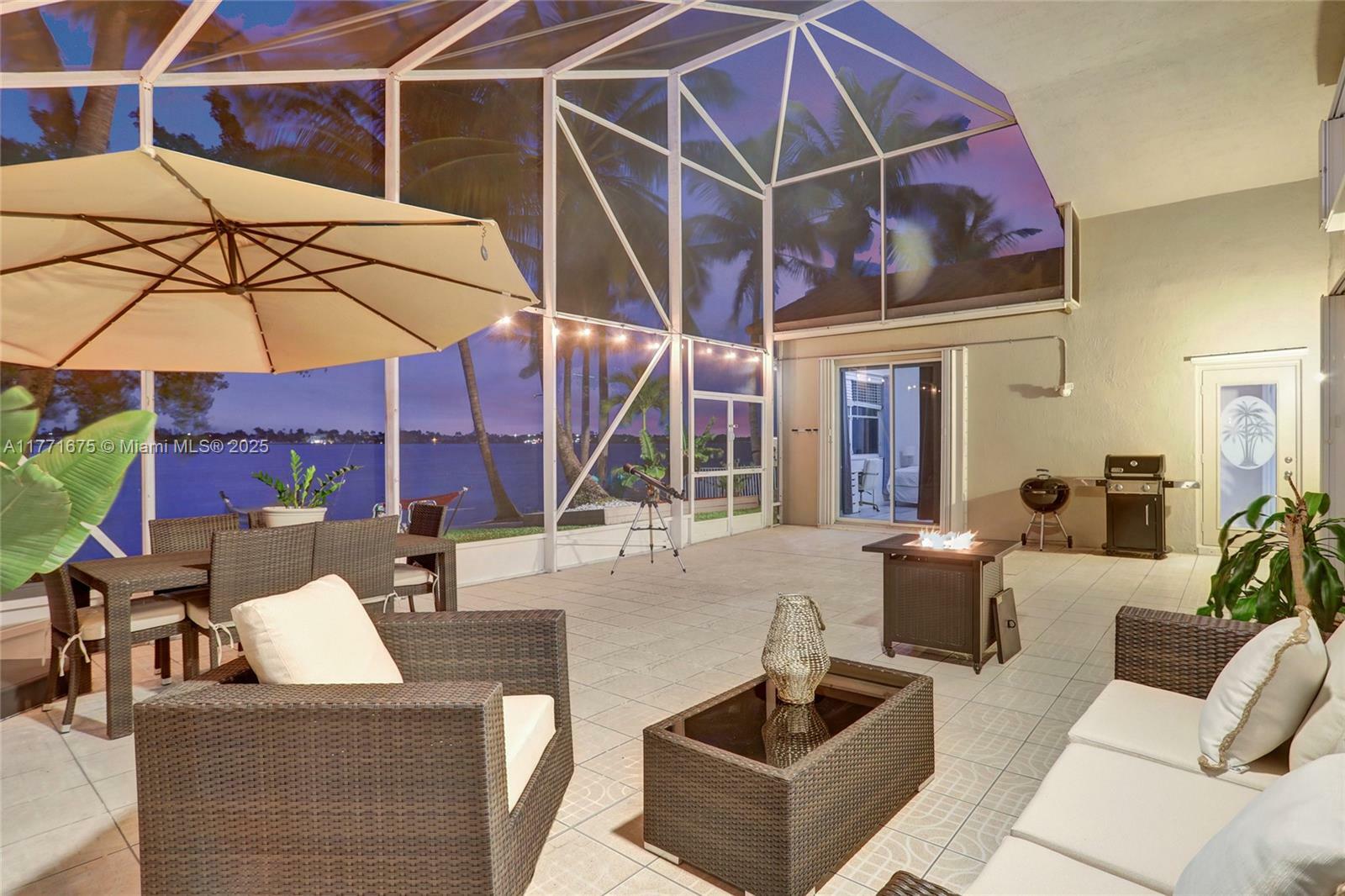 Property Photo: 18305 NW 12th St FL 33029