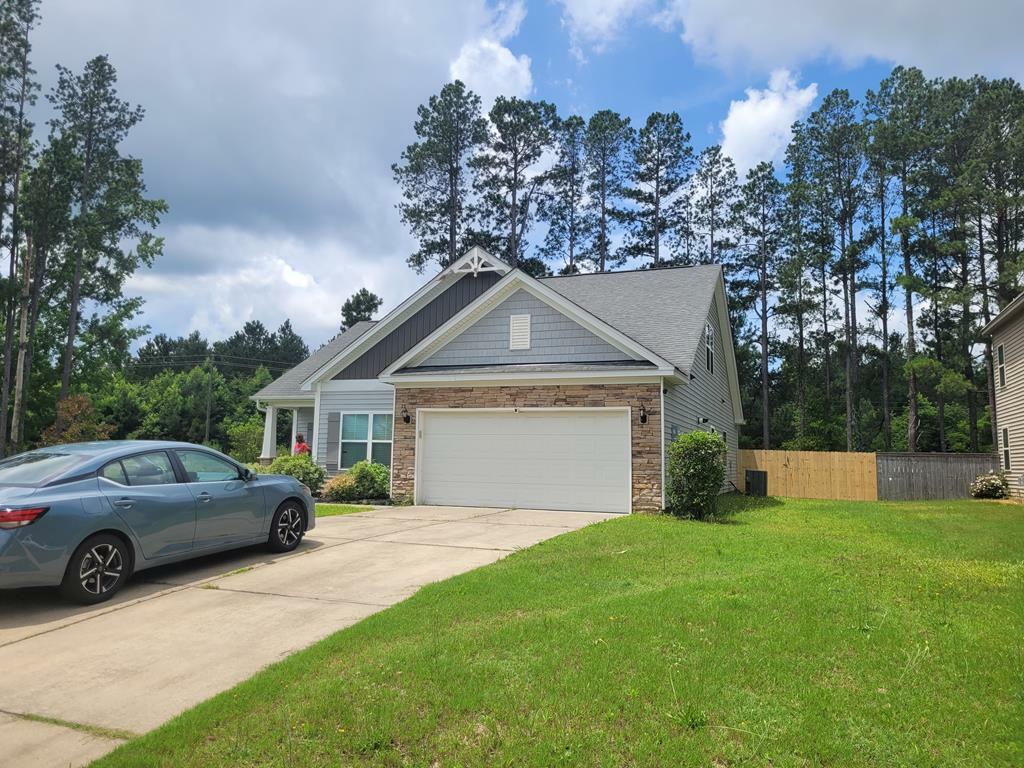 Property Photo: Lakaxzus St SC 29154