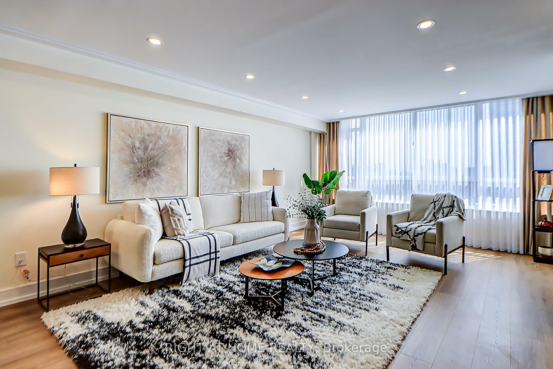 Property Photo: 130 Carlton Street 1207 ON M5A 4K3