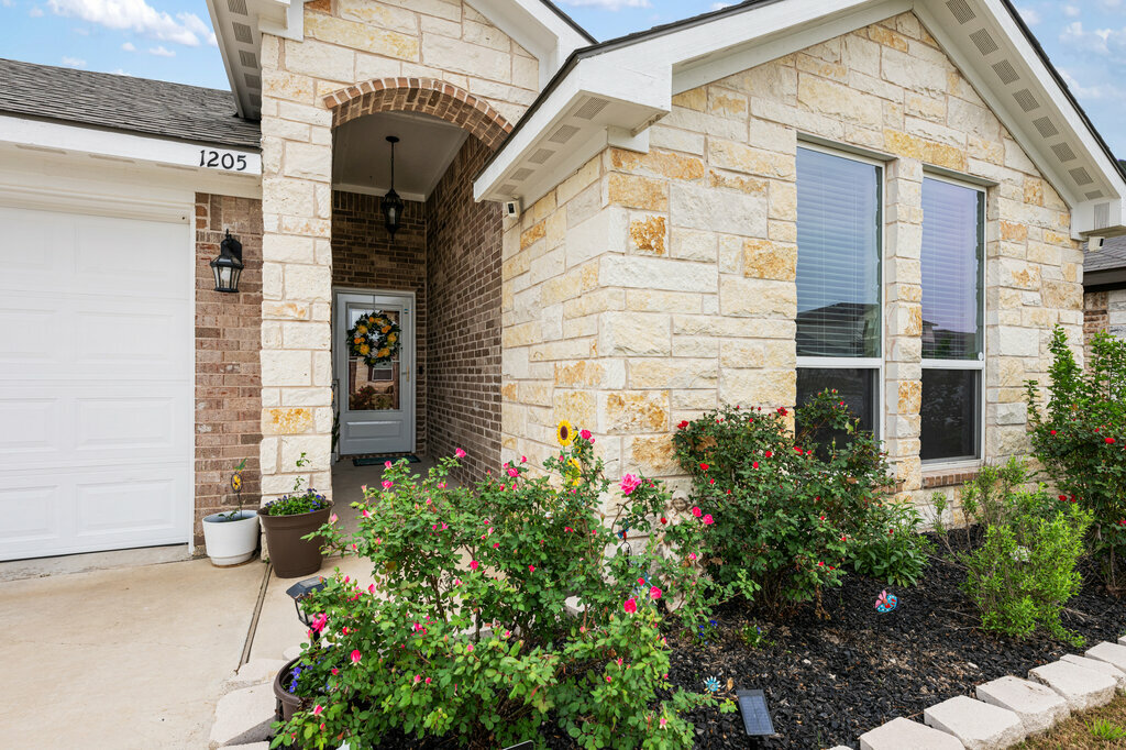 Property Photo: 1205 Coriander Road TX 76501