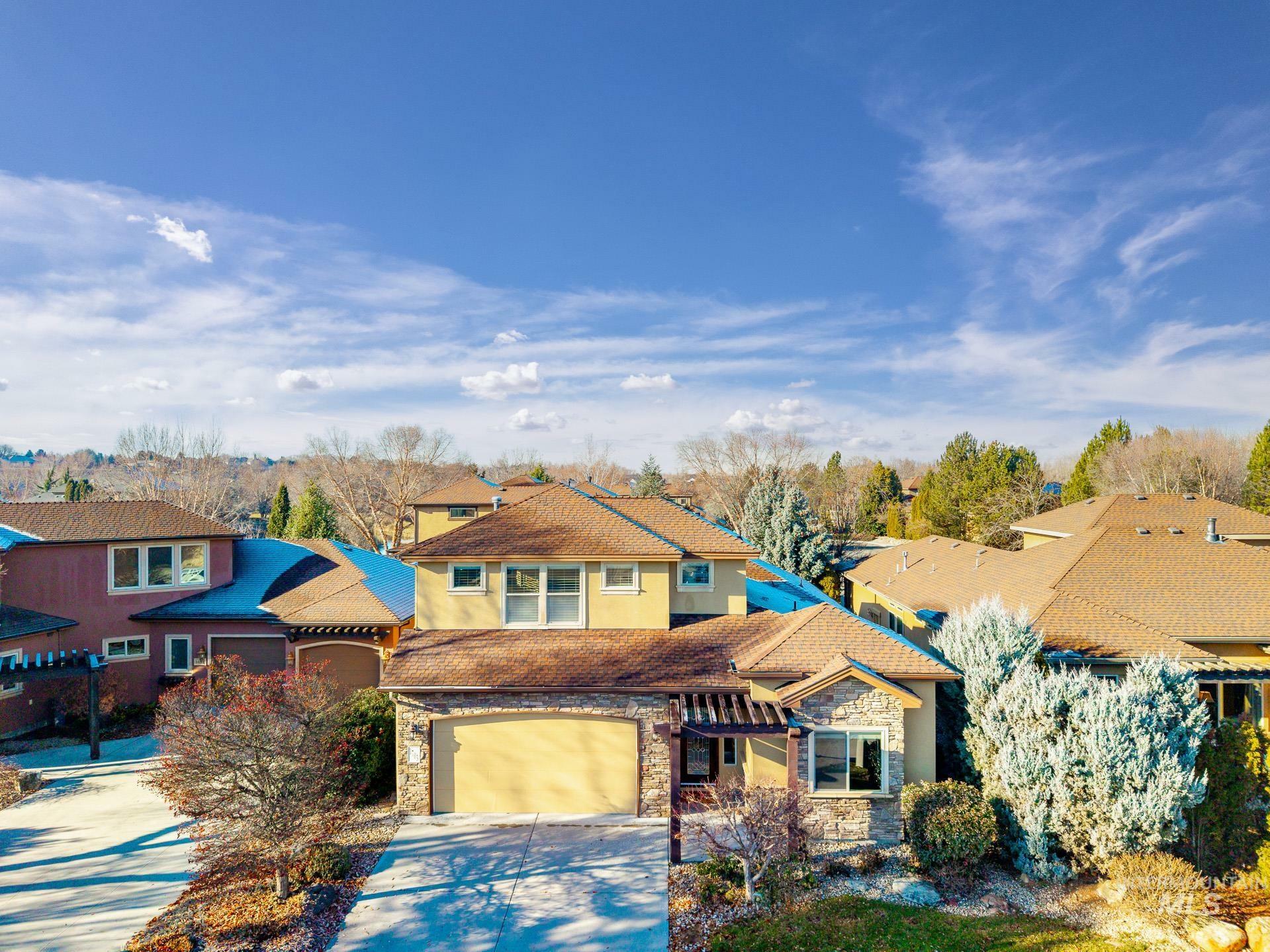 Property Photo: 1703 W Par Ct. ID 83616-6850
