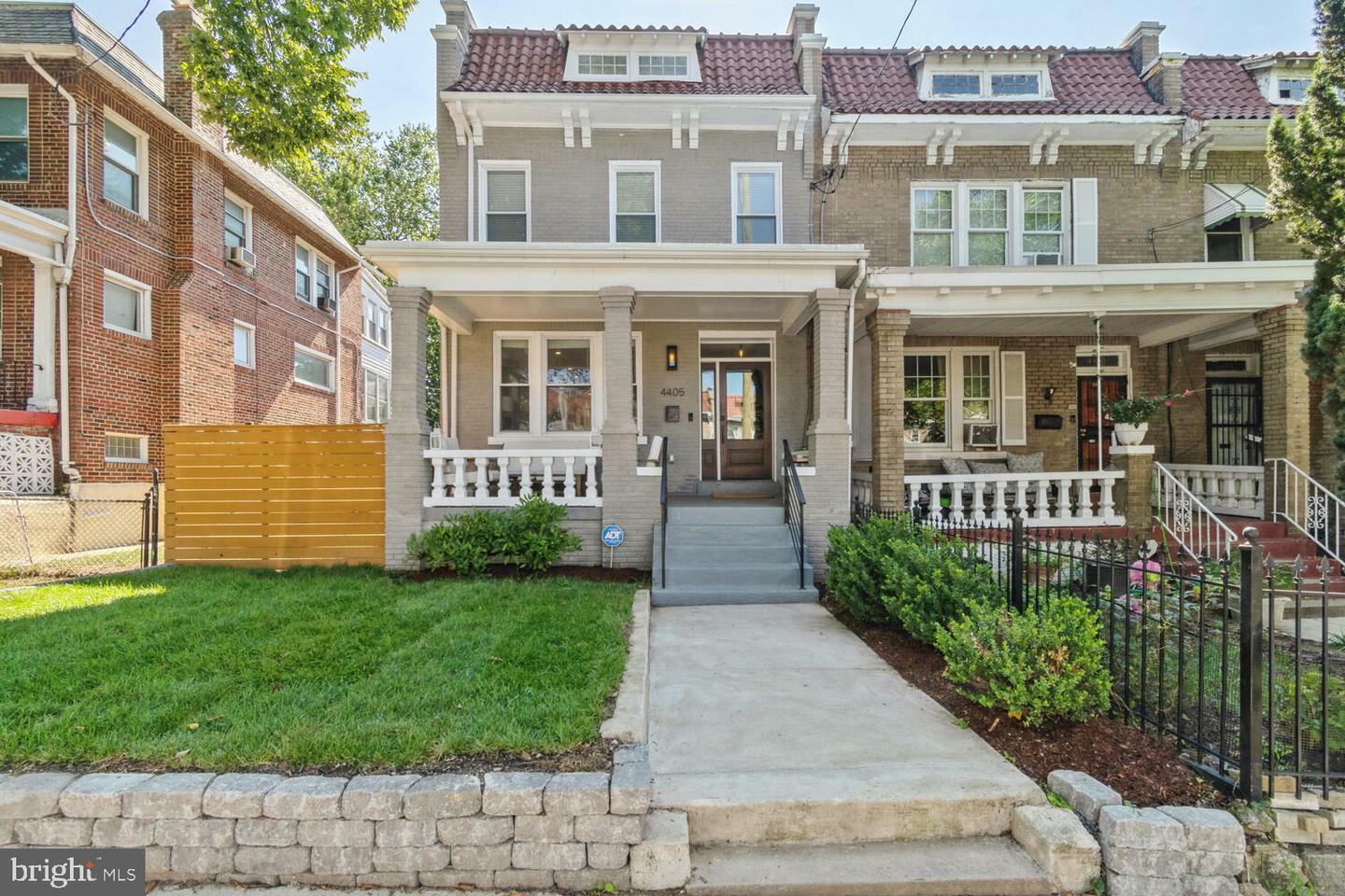 Property Photo: 4405 New Hampshire Avenue NW DC 20011