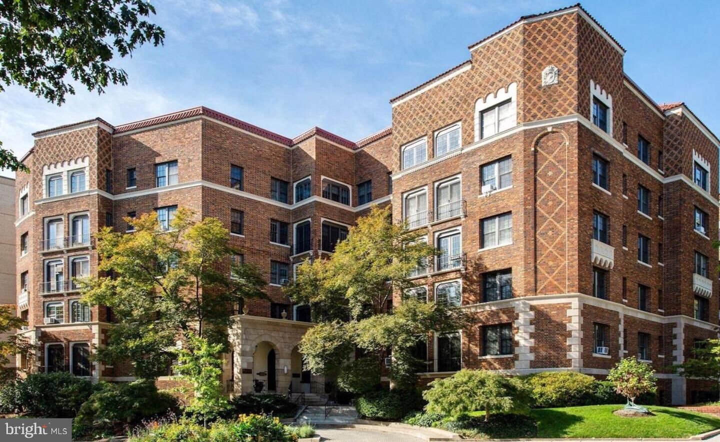 Property Photo:  4514 Connecticut Avenue NW 503  DC 20008 